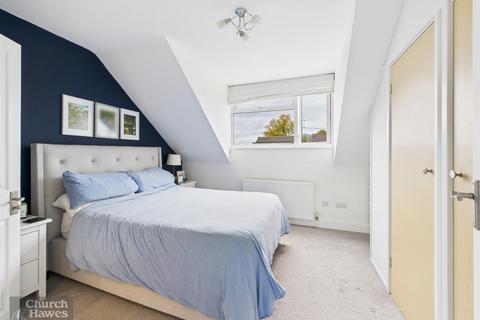undefined, Elizabeth Way, Hatfield Peverel