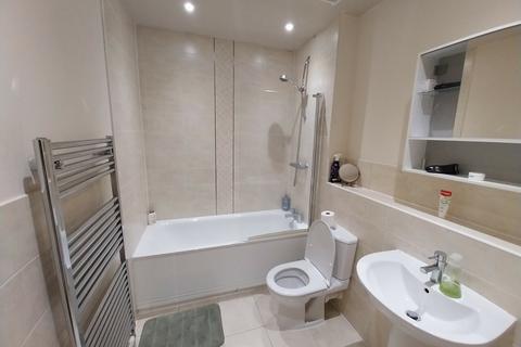 19 Tekram Close, Edenbridge, TN8 5RN