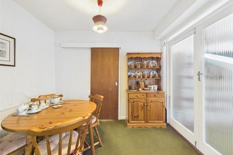 4 bedroom detached house for sale, Davenport Avenue, Hessle