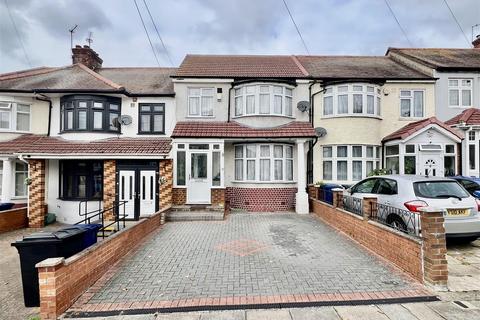 3 bedroom terraced house for sale, Sunnycroft Road, Southall UB1