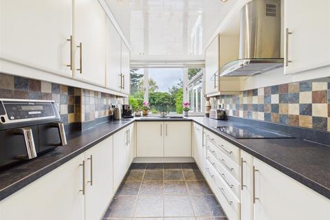 4 bedroom semi-detached house for sale, Abbeydale Park Rise, Dore, Sheffield