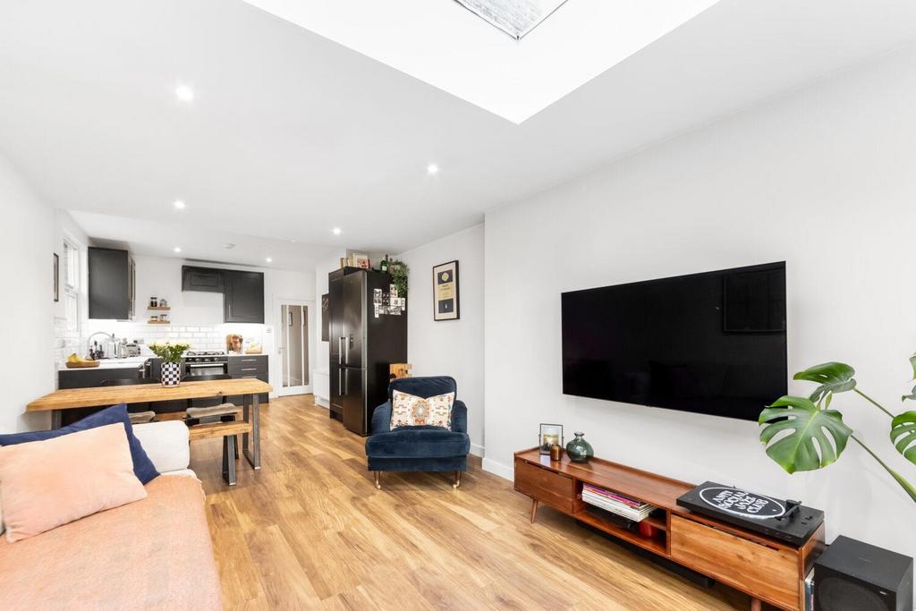 IMG 2038-1500x1000.jpg