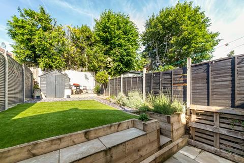 2 bedroom apartment for sale, Queen Mary Road, Crystal Palace, London, SE19