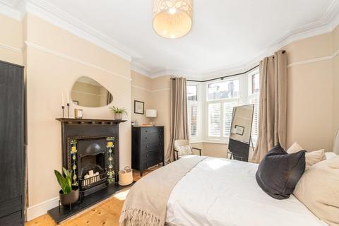 2 bedroom apartment for sale, Queen Mary Road, Crystal Palace, London, SE19