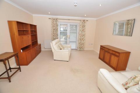 1 bedroom flat for sale, The Parade, Carmarthen
