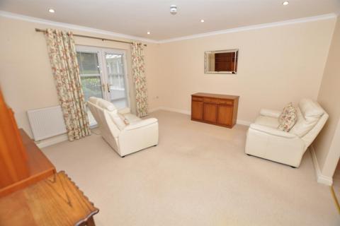 1 bedroom flat for sale, The Parade, Carmarthen, Carmarthenshire