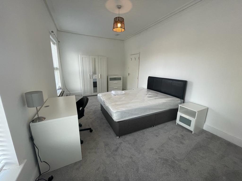 Room 4
