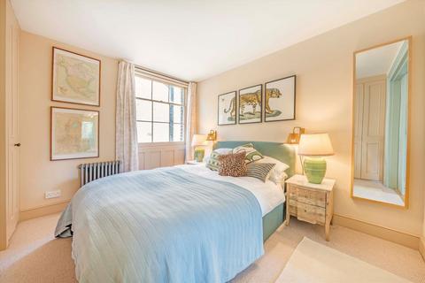 1 bedroom flat for sale, Trinity Church Square, London SE1