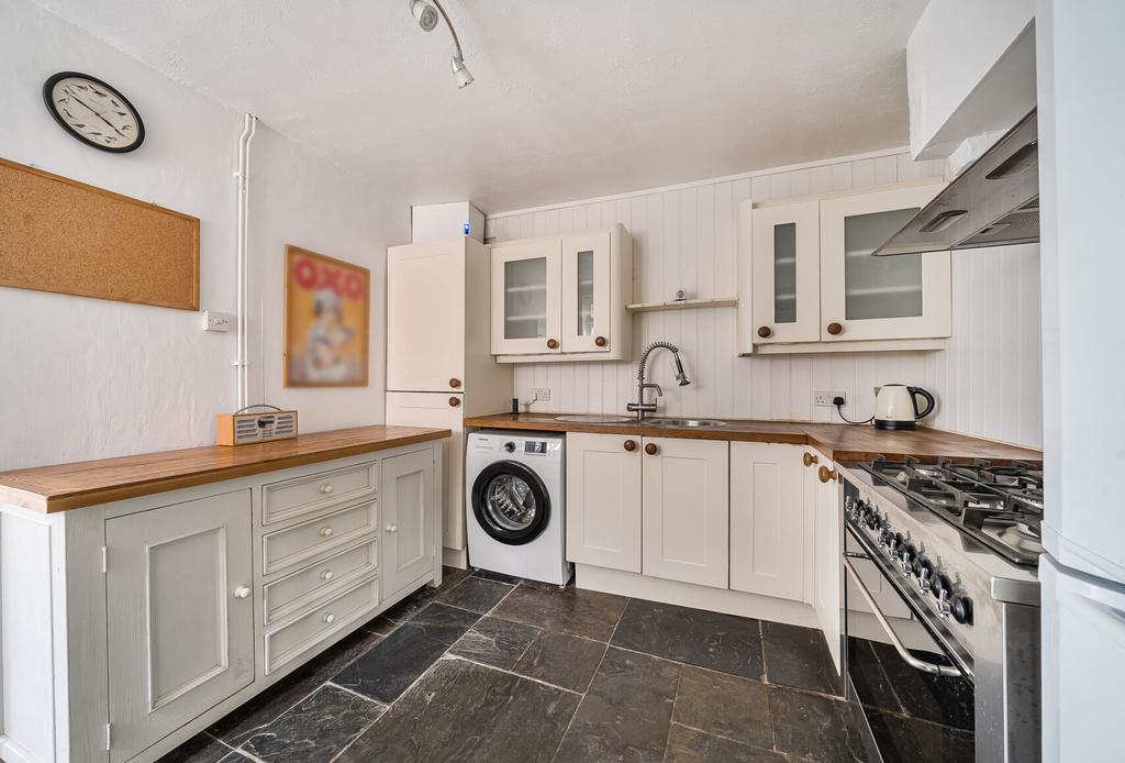 1364738-10-68f263...