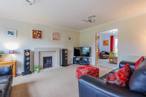 4 bedroom detached house for sale, Westward Rise, Barry