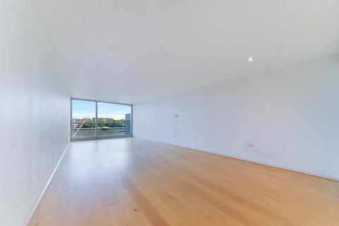 2 bedroom flat to rent, Albion Riverside, Battersea, SW11