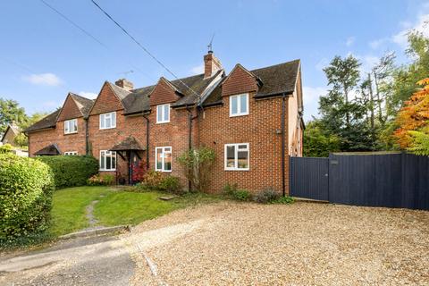 4 bedroom semi-detached house for sale, Green Lane Cottages, Churt, Farnham, Surrey, GU10