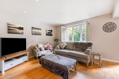 4 bedroom semi-detached house for sale, Green Lane Cottages, Churt, Farnham, Surrey, GU10