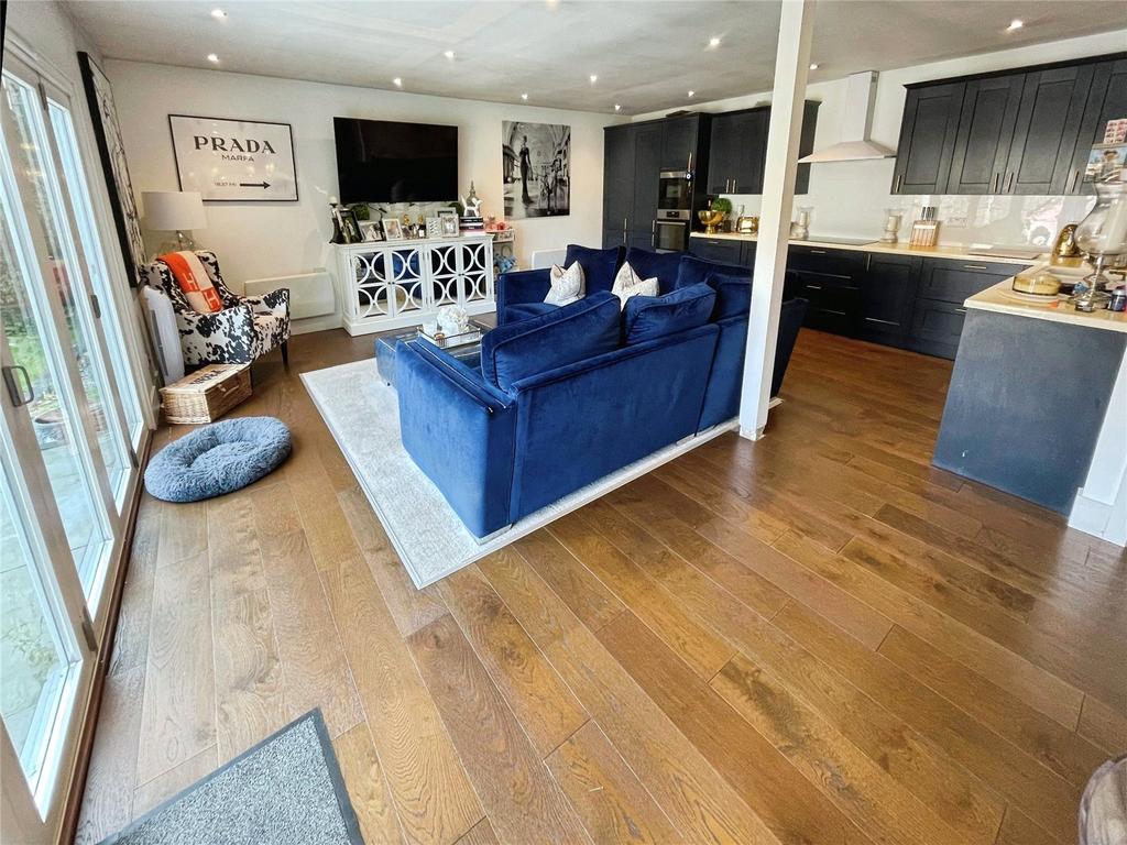 Kitchen/Family Room