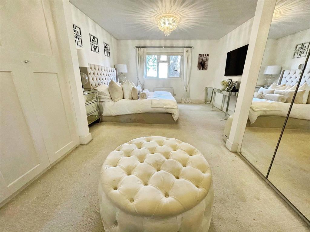 Annexe Bedroom 1