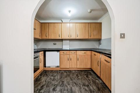 undefined, Park Street, Luton LU1