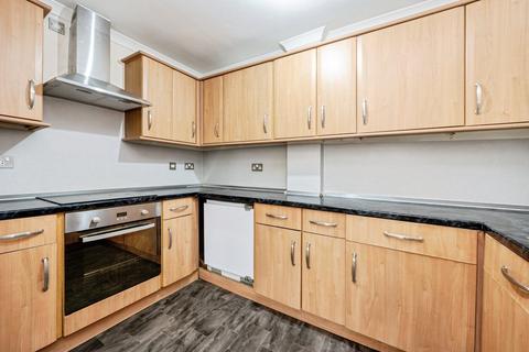 undefined, Park Street, Luton LU1