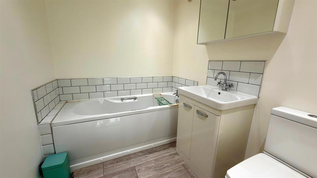 3 piece bathroom