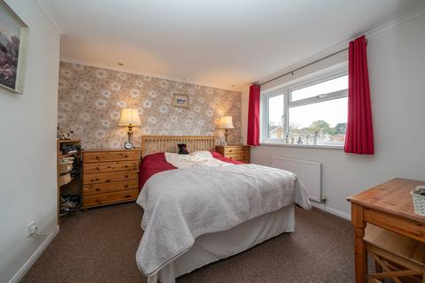 undefined, Crosslands, Caddington, LU1