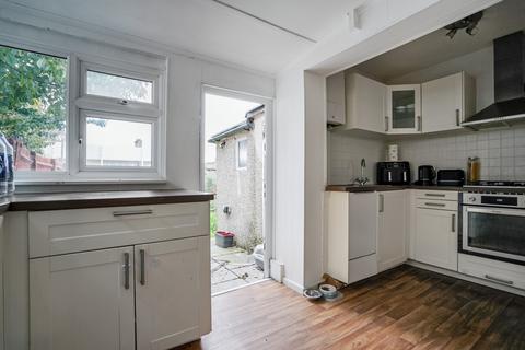 16 Ritchie Road, Croydon, CR0 7AU