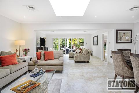 3 bedroom bungalow for sale, Fortune Lane, Elstree, Hertfordshire, WD6