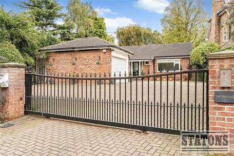 3 bedroom bungalow for sale, Fortune Lane, Elstree, Hertfordshire, WD6