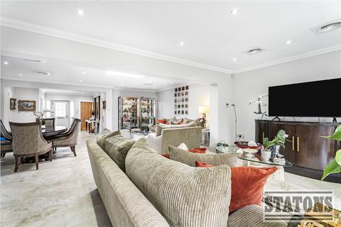 3 bedroom bungalow for sale, Fortune Lane, Elstree, Hertfordshire, WD6