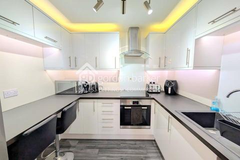 2 bedroom flat to rent, Northcote Road, Bournemouth BH1