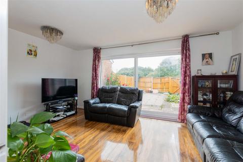 undefined, Weekes Drive, Cippenham