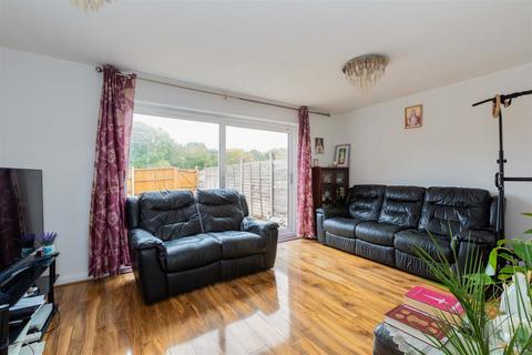 undefined, Weekes Drive, Cippenham