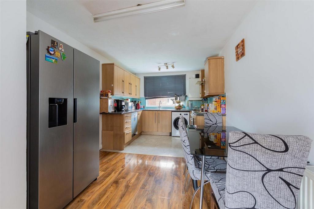 124 Weekes Drive-12.jpg