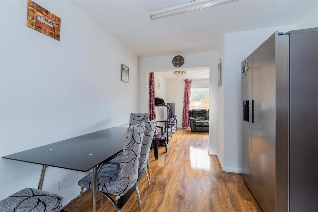 124 Weekes Drive-11.jpg