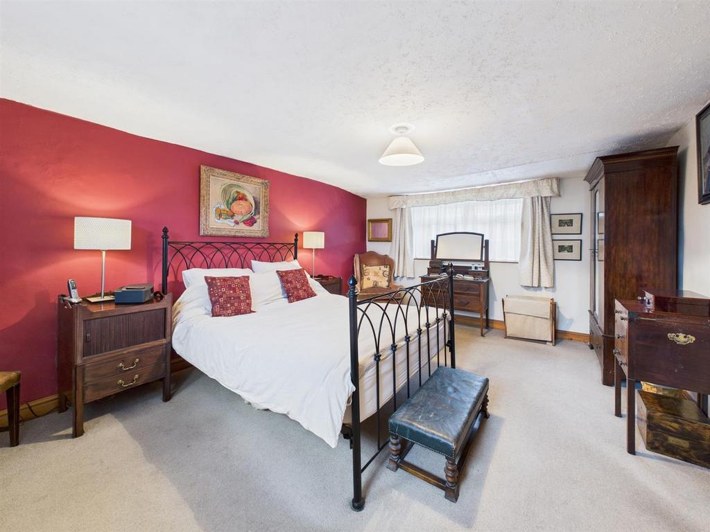 Bedroom: