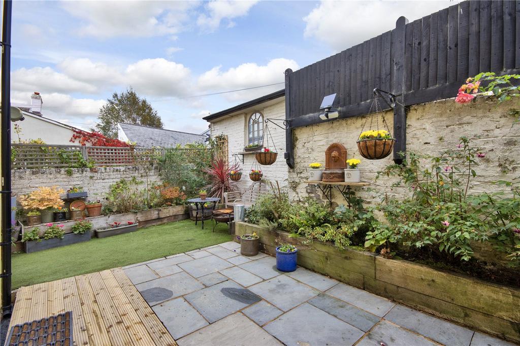 Rear Patio/Garden