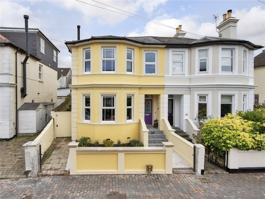 18 Albion Road