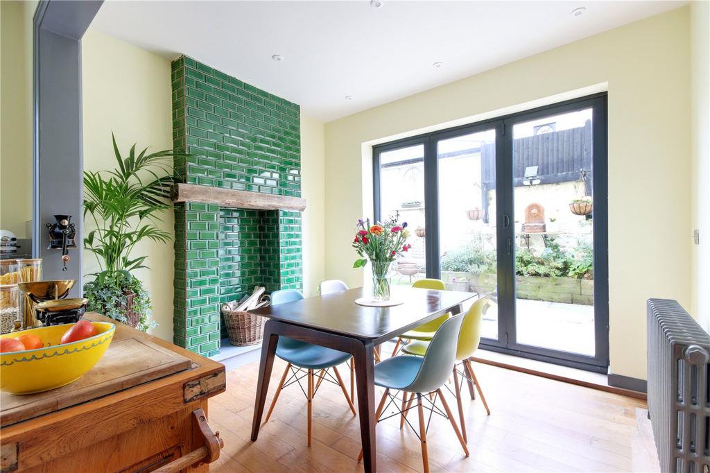 Kitchen/Dining