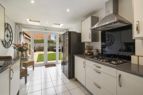 5 bedroom detached house for sale, Droitwich WR9