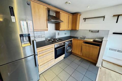 undefined, City Walk, Leeds, West Yorkshire, LS11