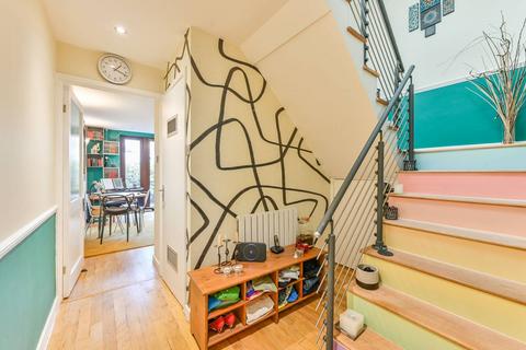 2 bedroom maisonette for sale, Portgate Close, Maida Hill, London, W9