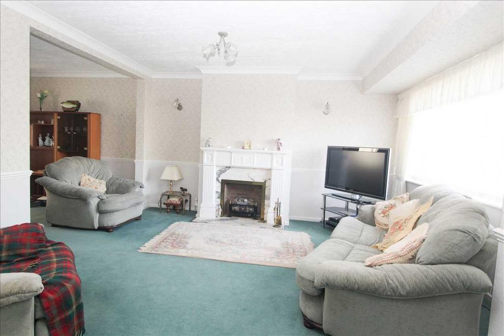 Open plan Lounge -