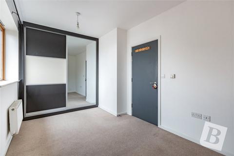 3 bedroom semi-detached house for sale, Hilldene Close, Romford, RM3