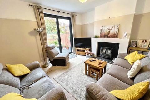 3 bedroom bungalow for sale, Chatsworth Gardens, Whitley Bay, Tyne and Wear, NE25 9DP