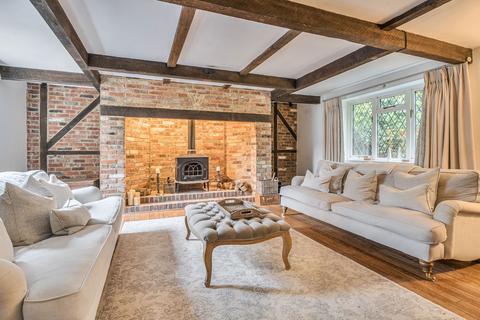 5 bedroom detached house for sale, Chatter Alley, Dogmersfield