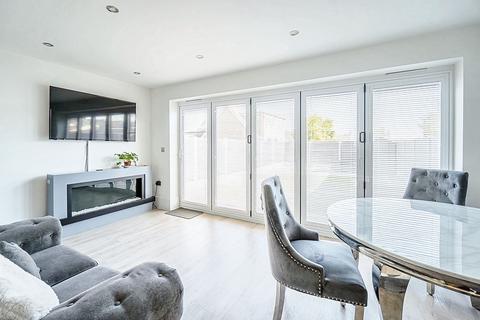 undefined, Ashingdon Road, Rochford, SS4