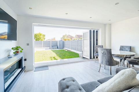 5 bedroom semi-detached house for sale, Ashingdon Road, Rochford, SS4