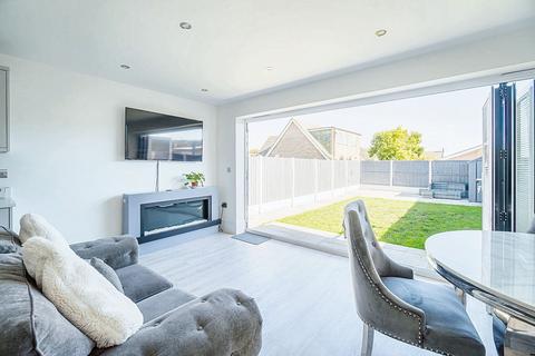 5 bedroom semi-detached house for sale, Ashingdon Road, Rochford, SS4