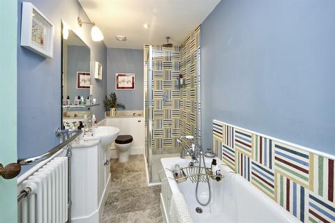 2 bedroom flat to rent, St Marks Road, London, W10