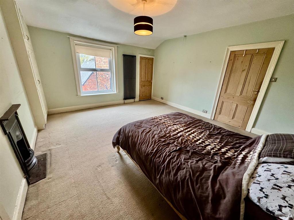 Bedroom1b.jpg