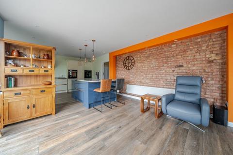 4 bedroom detached house for sale, Lower Shelton Road, Bedford