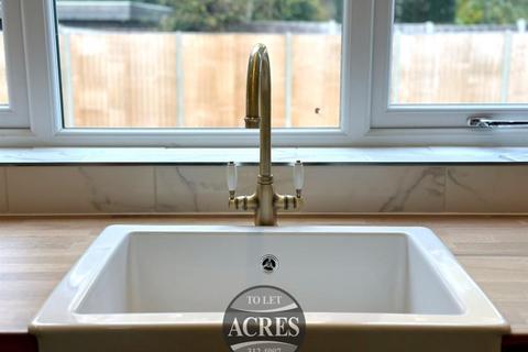 5 bedroom detached house to rent, Berkswell Close, Four Oaks
